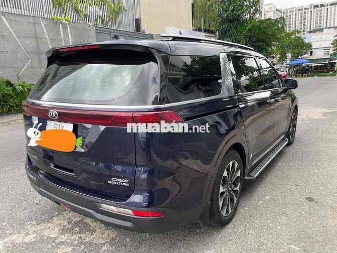 Kia Carnival 2021 2.2D Signature - 49500 km