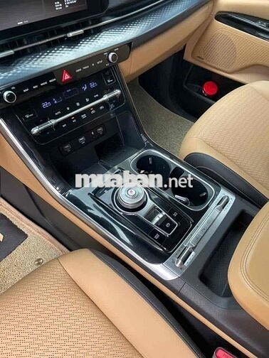 Kia Carnival 2021 2.2D Signature - 49500 km