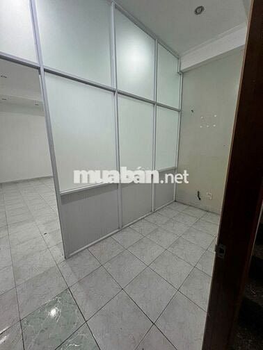Mặt tiền Đặng Văn Ngữ 4 lầu 4,2 x 22 phù hợp mọi ngành nghề