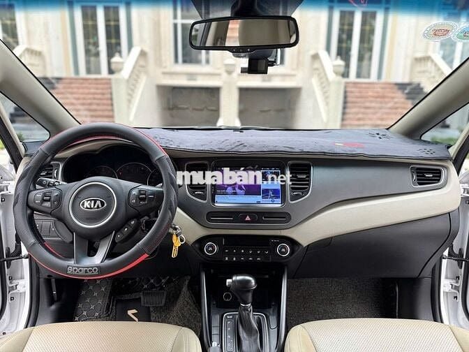 Kia Rondo GAT 2022  - 28000KM, Màu trắng cực đẹp