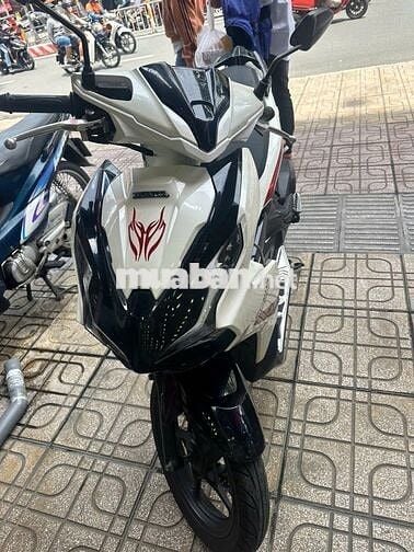 [Cần bán gấp] Xe AB trắng đen đời 2021, mới 95%