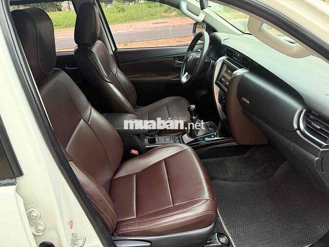 Toyota Fortuner 2019 2.4G 4x2 MT - 99000 km