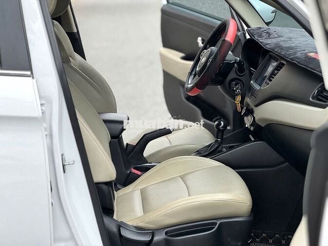 Kia Rondo GAT 2022  - 28000KM, Màu trắng cực đẹp