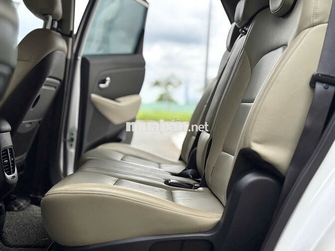 Kia Rondo GAT 2022  - 28000KM, Màu trắng cực đẹp