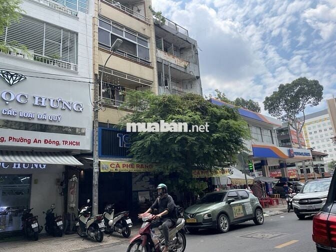 Bán nhà mặt tiền Nguyễn Duy Dương