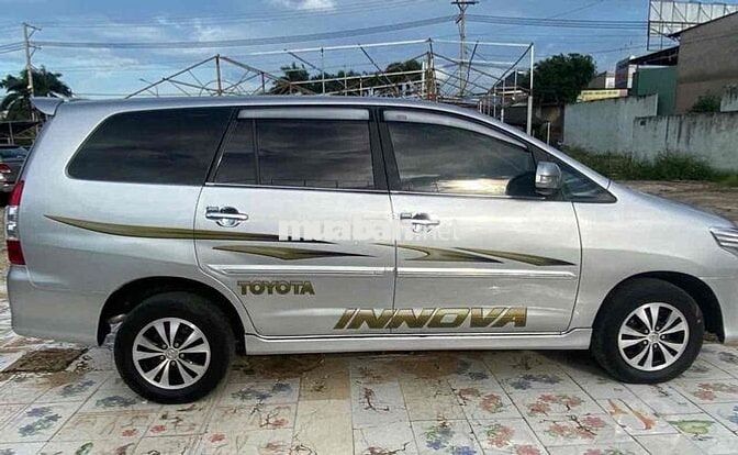 Toyota Innova 2016 2.0E - fun đồ chơi máy móc êm
