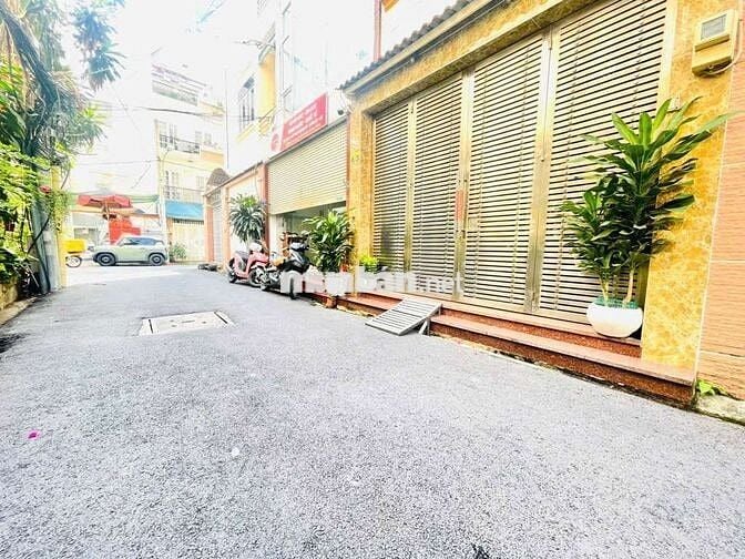 Nhà Gần Sân Bay, BV Tâm Anh, Xe Hơi Đỗ Cửa