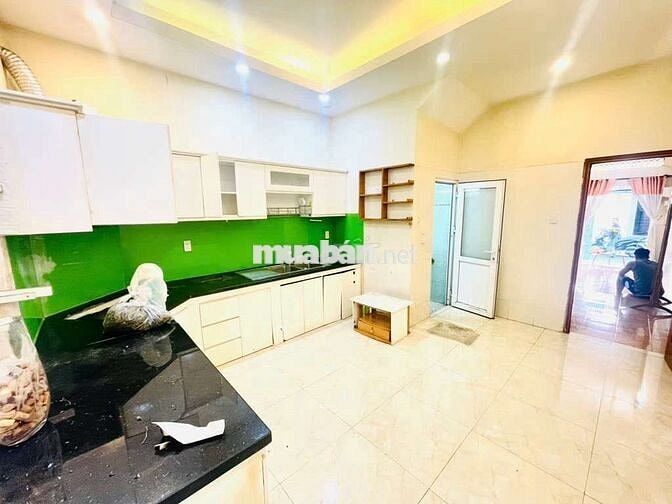 Nhà Gần Sân Bay, BV Tâm Anh, Xe Hơi Đỗ Cửa