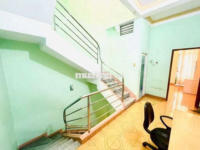 Nhà Gần Sân Bay, BV Tâm Anh, Xe Hơi Đỗ Cửa