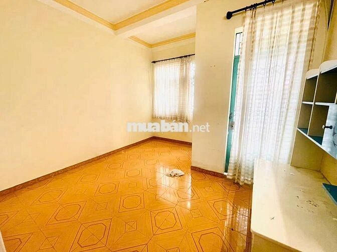 Nhà Gần Sân Bay, BV Tâm Anh, Xe Hơi Đỗ Cửa