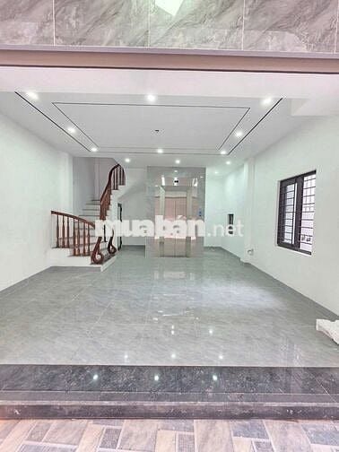 Nhà Long Biên Gần Cầu Chương Dương, TĐC 40m2 Ô TÔ Thang Máy – 8.x tỷ