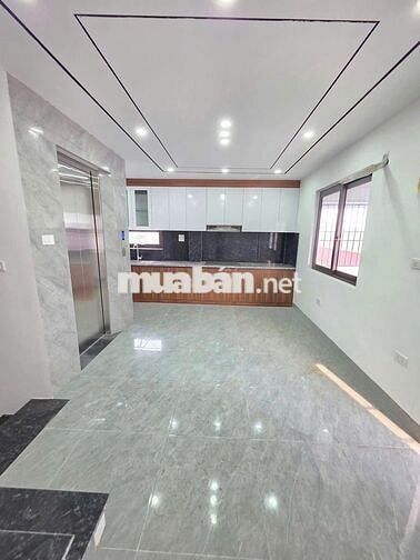 Nhà Long Biên Gần Cầu Chương Dương, TĐC 40m2 Ô TÔ Thang Máy – 8.x tỷ