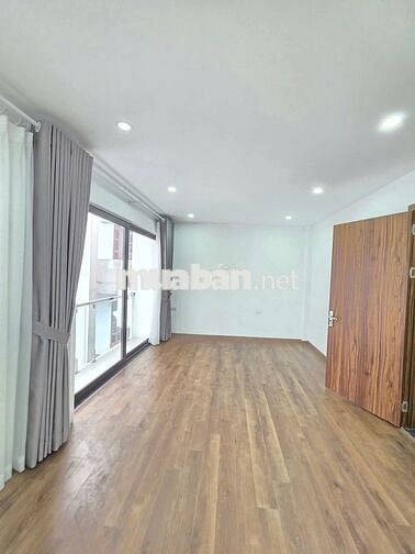 Nhà Long Biên Gần Cầu Chương Dương, TĐC 40m2 Ô TÔ Thang Máy – 8.x tỷ