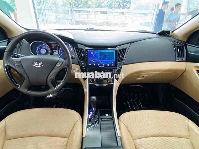 Hyundai Sonata 2010