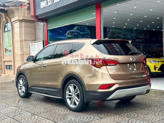 Hyundai SantaFe 2.4L 4WD 2017 - 585 Triệu