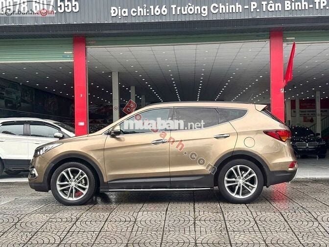 Hyundai SantaFe 2.4L 4WD 2017 - 585 Triệu