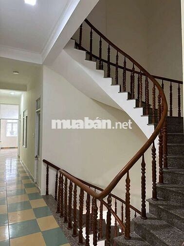 MẶT TIỀN ĐƯỜNG LỚN 30 THÁNG 4 TRUNG TÂM