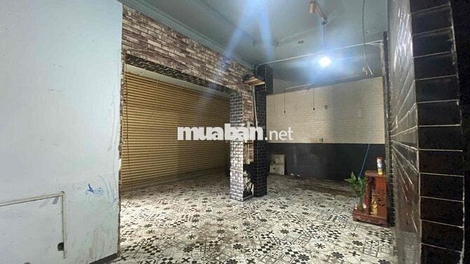 Cho thuê mặt bằng ngay ngã 4 Lê hồng Phong Phú Hoà