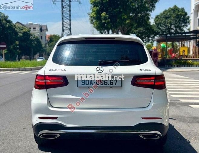 Mercedes Benz GLC 300 4Matic 2019 - 1 Tỷ 130 Triệu
