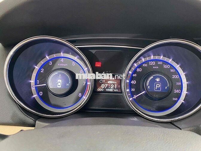 Hyundai Sonata 2010