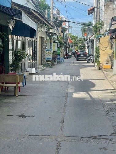 cho thuê nhà ngay hương lộ 3 dt 4x15m 1trêt 1 lầu 2pn 2wc giá 7tr