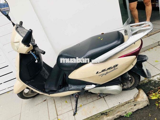 xe honda Lead, chạy êm, ngoại hình tạm, cavet đủ