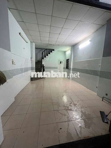 cho thuê nhà ngay hương lộ 3 dt 4x15m 1trêt 1 lầu 2pn 2wc giá 7tr