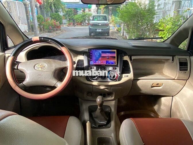 Toyota Innova 2010 G - 500000 km