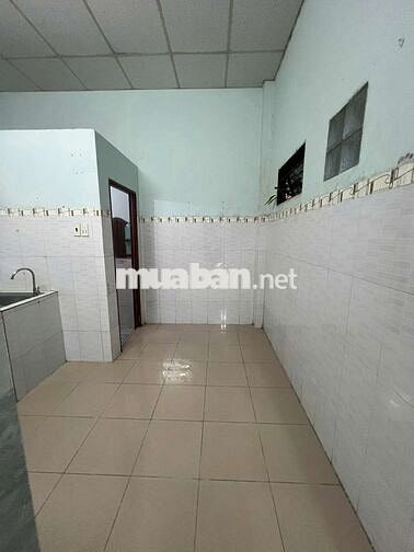 cho thuê nhà ngay hương lộ 3 dt 4x15m 1trêt 1 lầu 2pn 2wc giá 7tr