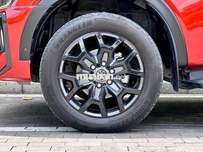 2022 Titanium+ 2.0L AT 4x4 - 35000 km