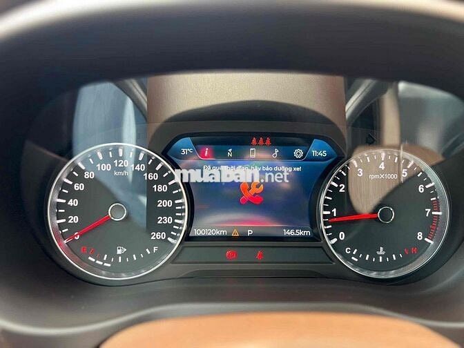 VinFast Lux A2.0 2020 Plus 2.0 AT - 100000 km
