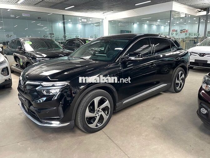 VinFast VF8 2023 Eco Pin SDI - 33000 km
