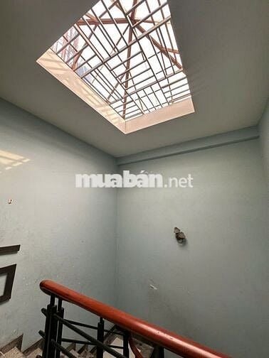 CHO THUÊ NHÀ CHÍNH CHỦ GÒ VẤP DT 268M2, SÂN VÀ HẺM XE HƠI