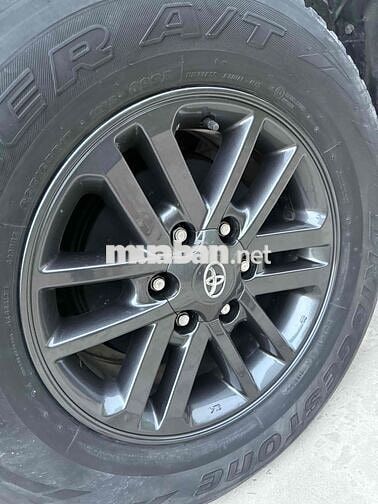 Toyota Fortuner 2013 - 123456