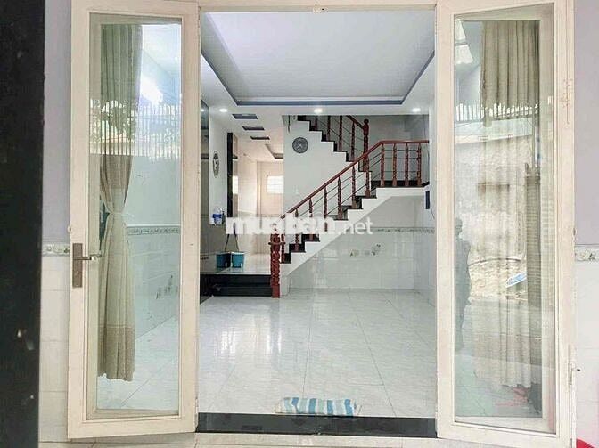 Cho THUÊ NHÀ ĐƯỜNG PHÚ  THỌ HOÀ : 4 x 14 M Đúc 1 lầu . 2PN , 2 WC