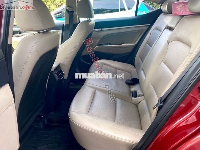 Hyundai Elantra 2.0 AT Full 2019 – Đăng ký 7/2020