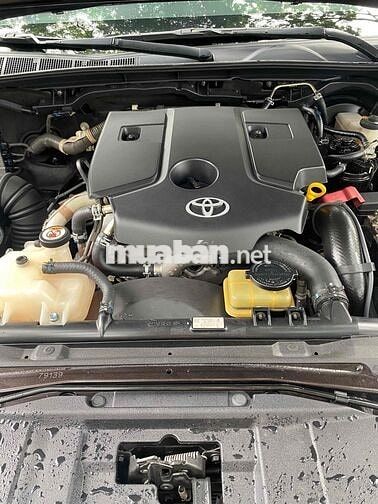 Toyota Fortuner 2018 2.8V 4x4 AT