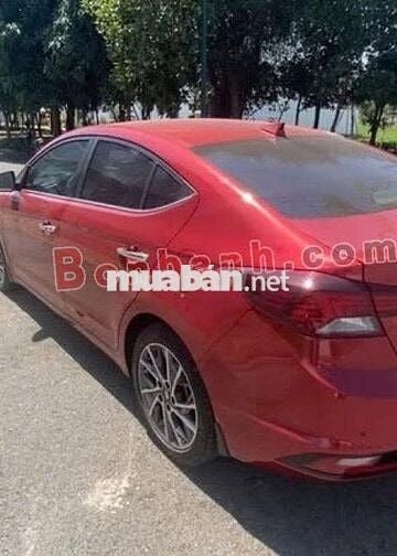 Hyundai Elantra 2.0 AT 2019 - 439 Triệu