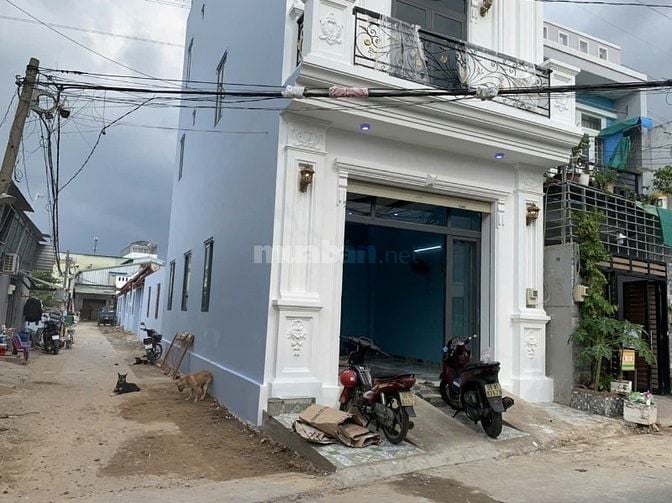 Biệt thự vườn siêu đẹp 280m2 quốc lộ 1A,binh Hương Hòa B,Bình Tân .
