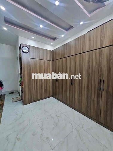 Nhà Đồng Đen khu Bàu Cát hẻm 4M xây 3 tầng (4,4x10)m