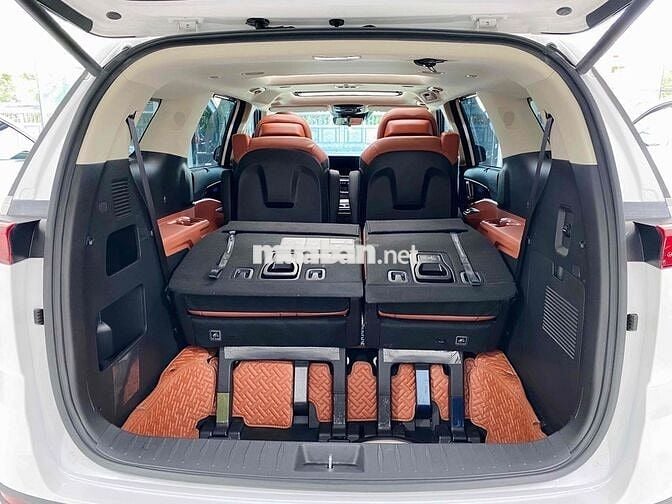 Kia Carnival 2023 Signature 2.2D - XHĐ 905Tr