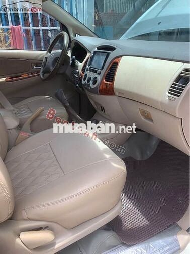 Toyota Innova 2008 G -