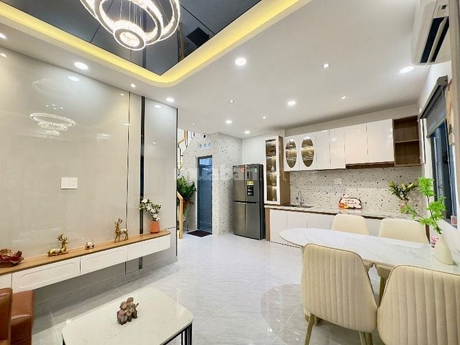 💥Khu vip sát Phan xích long 💥 Căn góc 2 mặt hẻm sát khu Phan X Long