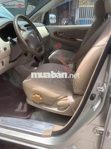 Toyota Innova 2008 G - Màu xám