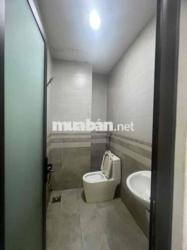 CHO THUÊ NHÀ 1/ sẹc đúc lững 3 lầu