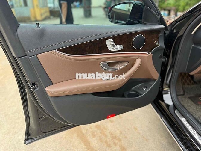 Mercedes Benz E Class 2021 E200 Exclusive -23500km