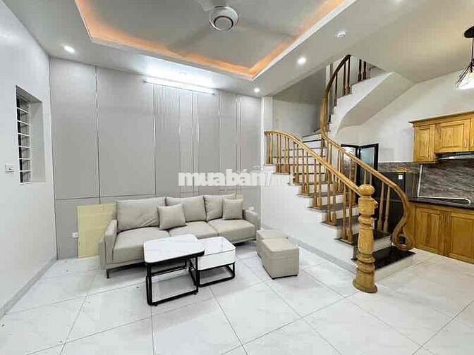 Nhà 5 Tầng Full Nội Thất Tại Trung Tâm Văn Quán – Gần Ga Tàu Văn Quán