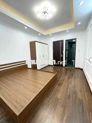 Nhà 5 Tầng Full Nội Thất Tại Trung Tâm Văn Quán – Gần Ga Tàu Văn Quán