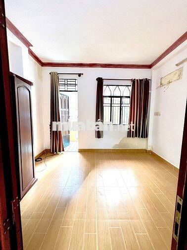 Nhà dt25m2 đúc thật 4 tầng 3pn hẻm Nguyễn Đình Chiểu, P4, Q. Phú Nhuận
