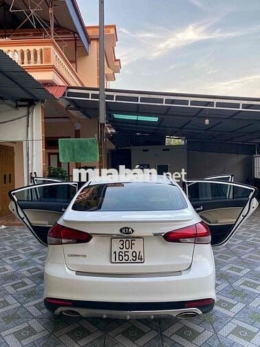Kia cerato 2018 Mt